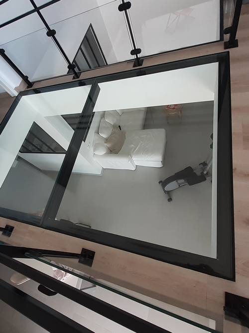 Passerelle en verre
