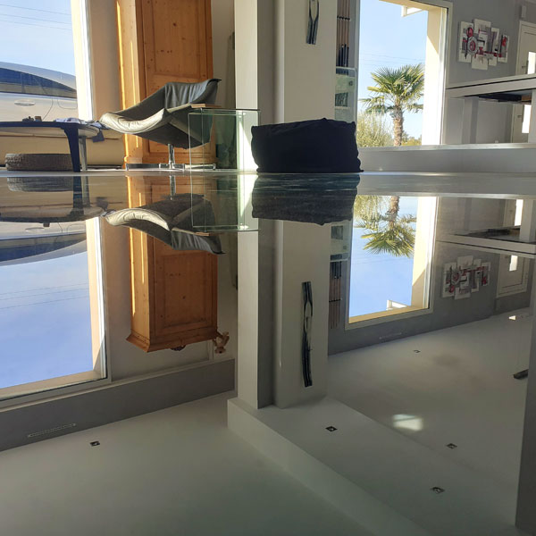 Plancher en verre